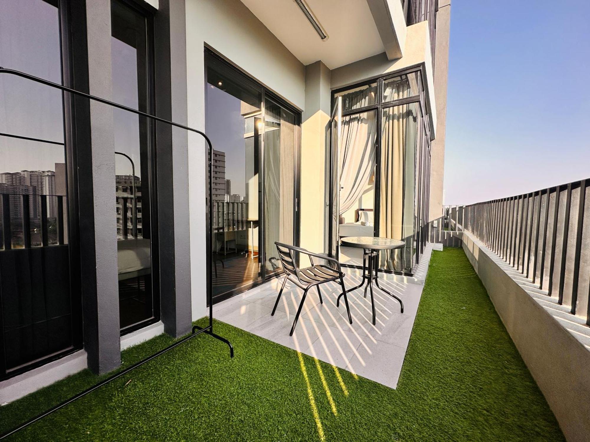 New Georgetown Instagramable 2Br Homestay For 10Pax 无敌美景两房民宿 Beacon Executive Suite Exterior foto