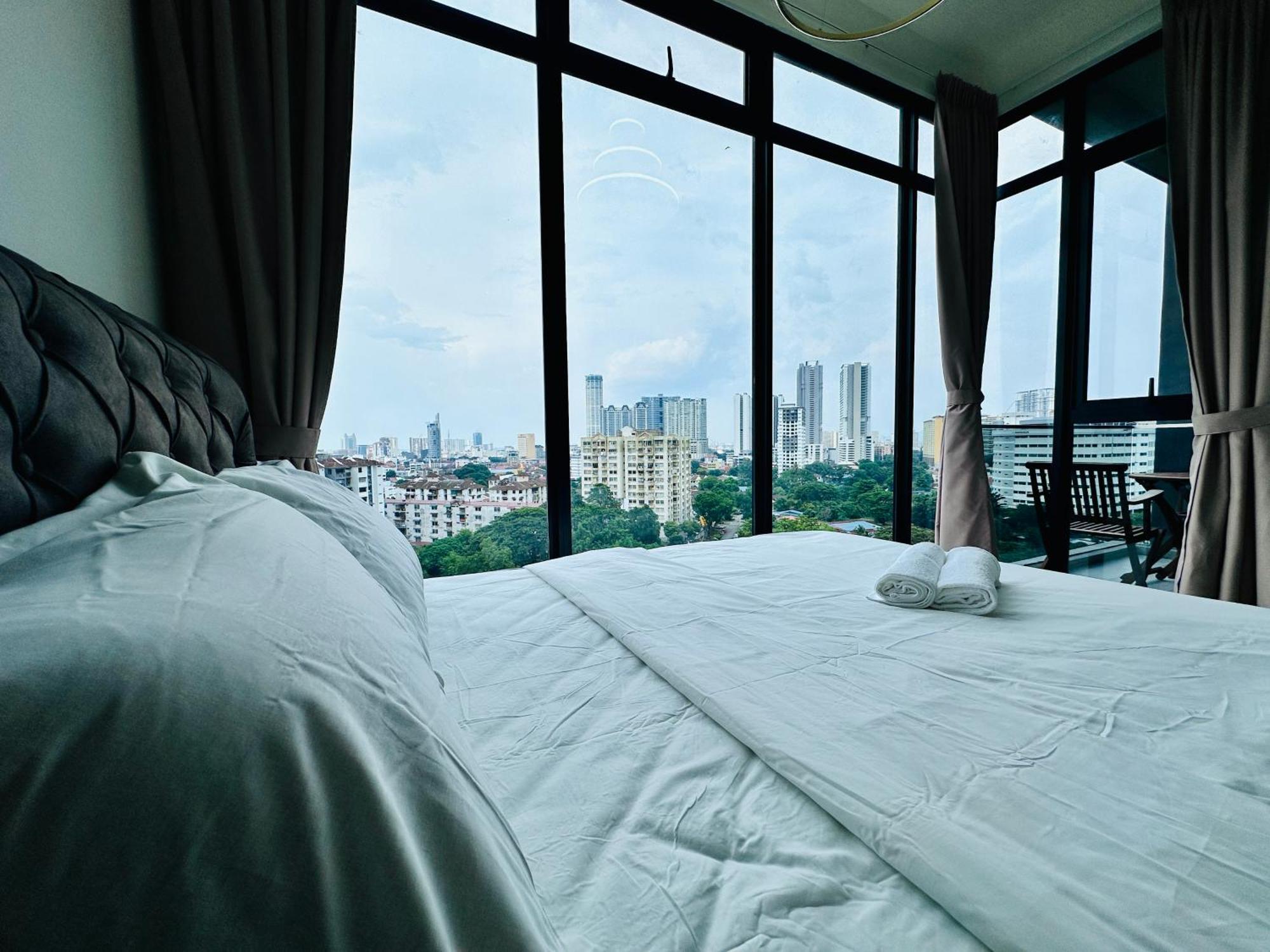New Georgetown Instagramable 2Br Homestay For 10Pax 无敌美景两房民宿 Beacon Executive Suite Exterior foto